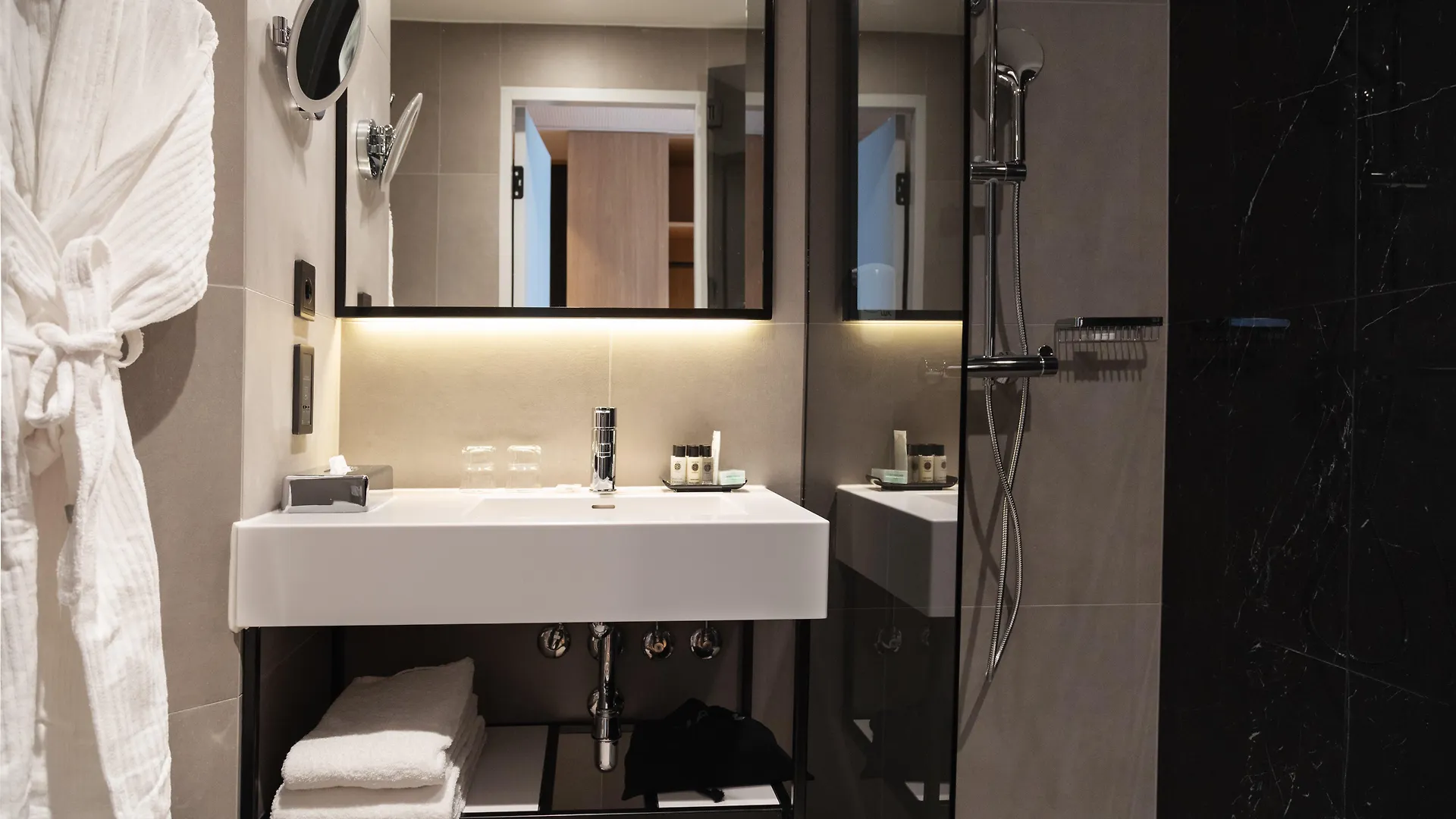 Holiday Inn Helsinki - Expo By Ihg Hotel
