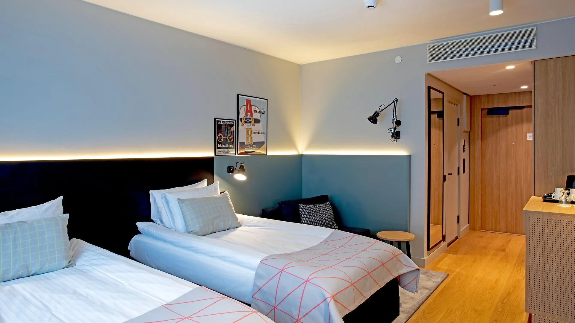 **** Otel Holiday Inn Helsinki - Expo By Ihg Finlandiya