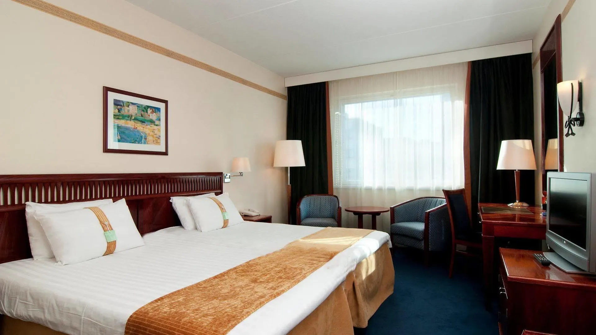 Otel Holiday Inn Helsinki - Expo By Ihg